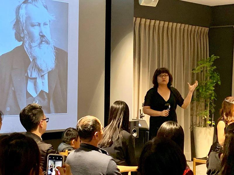 「良師在嶺東數媒」，絕對音感陳子雲教授以鋼琴演奏專業引領影視、動畫與遊戲音樂創作新世代圖片